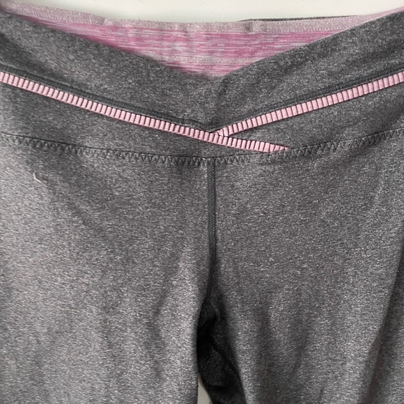 Lululemon priti gran Capri legging - Picture 4 of 8